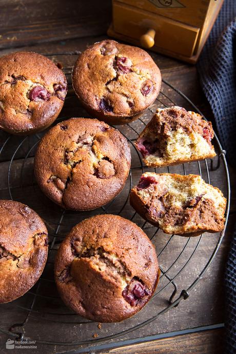 Saftige Kirsch-Muffins mit Marzipan