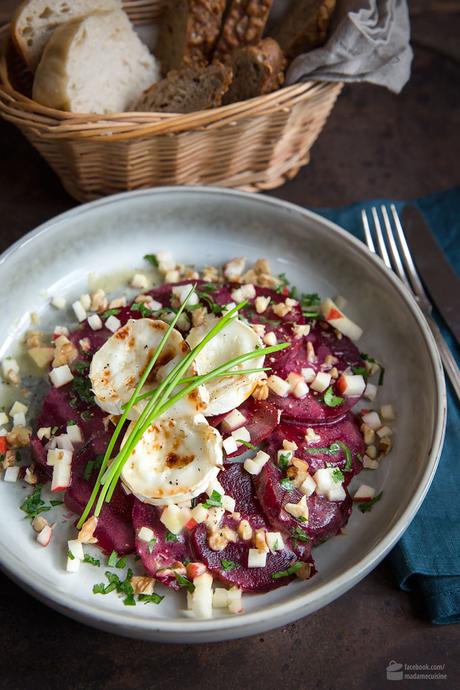 Rote Bete Carpaccio mit gebackenem Ziegenkäse