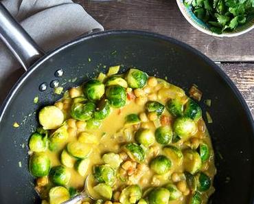 Rosenkohl-Curry mit Kichererbsen