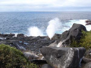 Wasser und Vulkangestein - die Elemente der Galapagos Inseln