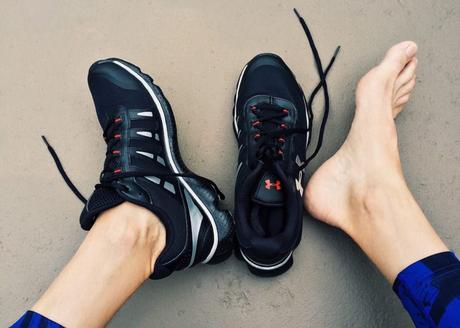 Knieschmerzen beim Laufen? Ursachen, Behandlung & Vorsorge beim Läuferknie