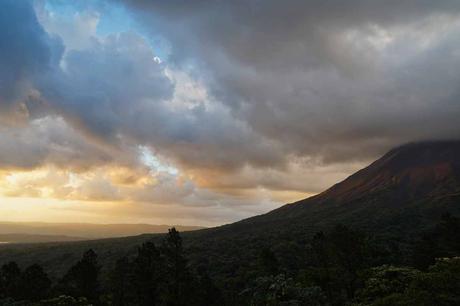 Die Costa Rica Jungle Adventure Tour: Arenal Nationalpark, Arenal Observatory, Rio Arenal
