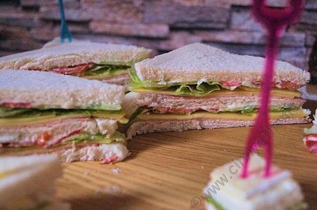 Mit Tramezzini werden Sandwiches ganz anders und man kann sie ganz individuell belegen #Rezept #Food #Italien