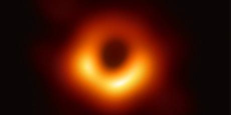 Das Foto des Jahres: Ein Schwarzes Loch