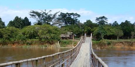 Madagaskar, die Hängebrücke von Maroantsetra