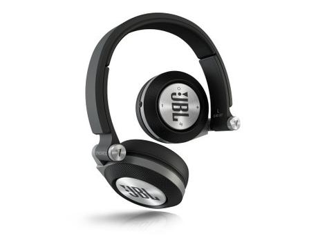 JBL E50 BT Wireless Bluetooth Over-Ear Stereo-Kopfhörer (Aufladbar, Superweichem Ohrpolster Integrierter Fernbedienung/Mikrofonsteuerung, Kompatibel mit Apple iOS und Android Geräten) blau