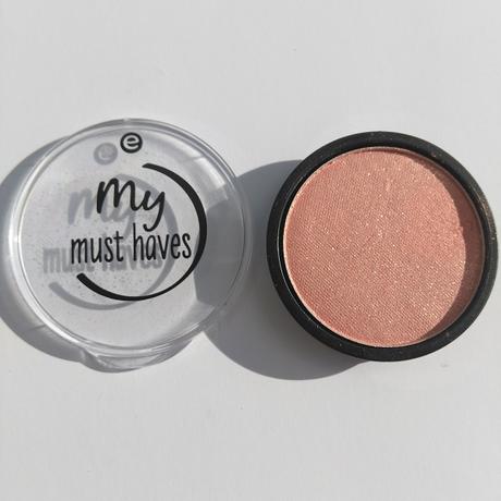 [Werbung] essence my must haves eyeshadow 06 raspberry frosting + 11 stay in coral bay
