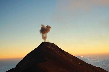 Eine Wanderung auf den Acatenango – Reisebericht aus Antigua