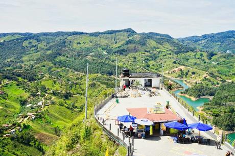Guatape und der einsame Fells El Penol