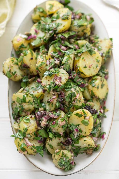 Mediterraner Kartoffelsalat mit Sumach-Dressing