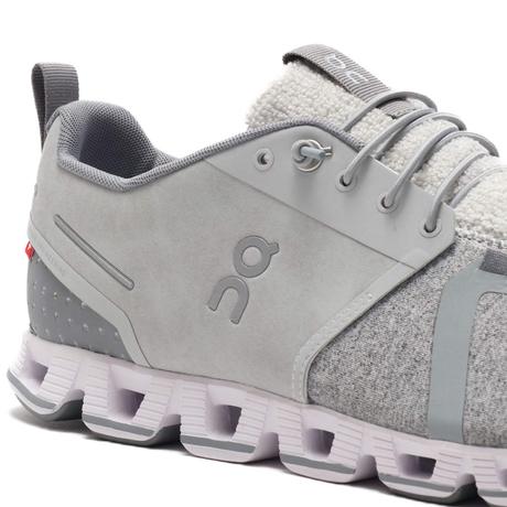 Vegane Sneaker von ON Cloud. TERRY Slip on Schuhe mit Baumwolle und Frottee.