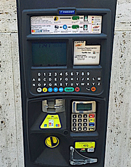 Digitale Parkautomaten lassen die Kassen am Comer See klingeln
