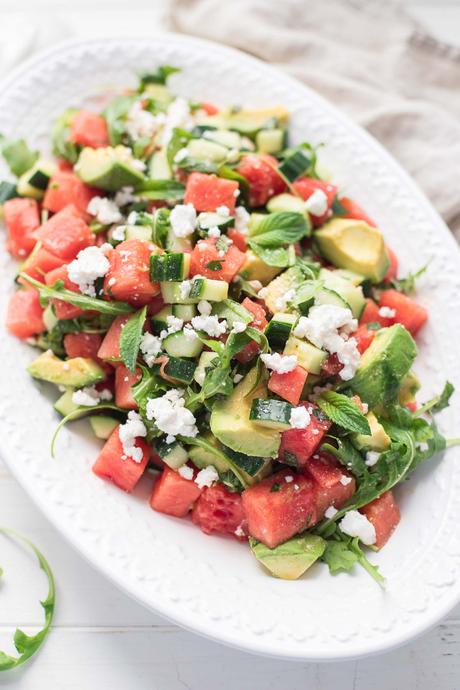 Wassermelonensalat mit Feta, Gurke & Avocado