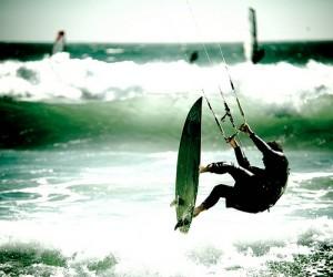 Kitesurfen: Der ideale Funsport für Jugendliche