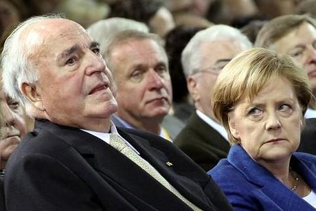 Ex-Kanzler Kohl erhält Preis, der den Namen eines Kriegsverbrechers trägt