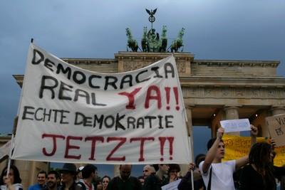 Echte Demokratie! Democracia real! Auch in Berlin