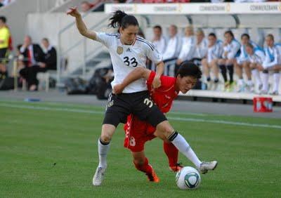 Sports² - Deutschland siegt 2:0 gegen Nordkorea