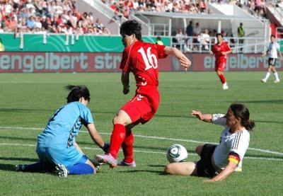 Sports² - Deutschland siegt 2:0 gegen Nordkorea