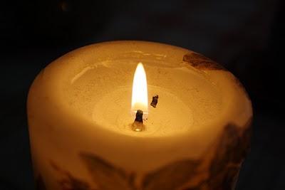 Gedanken einer Kerze, zu jeder Jahreszeit aktuell