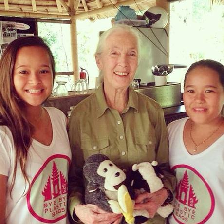 Bye Bye Plastic Bags Bali Melati und Isabel mit Jane Goodall