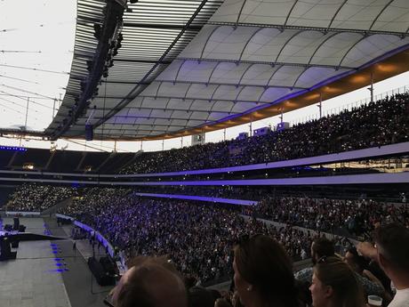 Review: Rockin’1000 in der Commerzbank Arena Frankfurt
