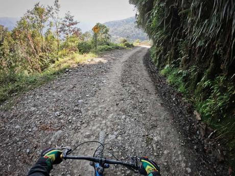 65 Kilometer Downhill auf der Yungas Street (Death Road Bolivien)