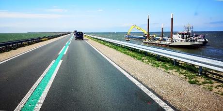 Friesland: wir fahren über ein Meer, das keines ist