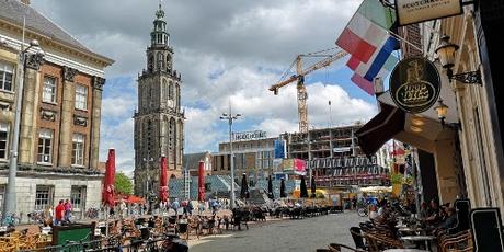 Friesland: Groningen - Essen aus der Wand