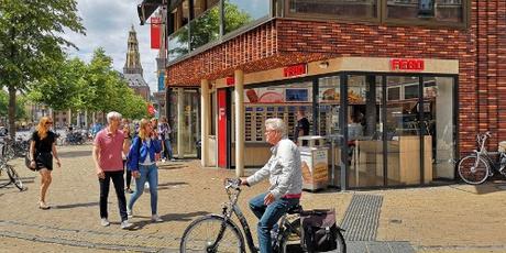 Friesland: Groningen - Essen aus der Wand