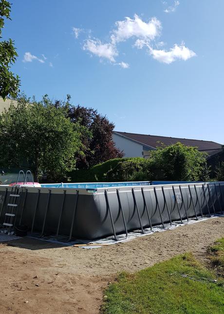 Swimmingpool Aufbau Intex Frame Pool Set Ultra Quadra selberbauen Pool Garten Aufbauanleitung Erfahrung