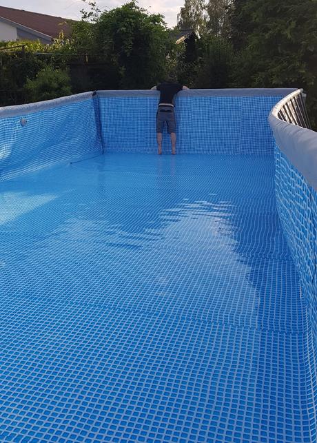 Swimmingpool Aufbau Intex Frame Pool Set Ultra Quadra selberbauen Pool Garten Aufbauanleitung Erfahrung