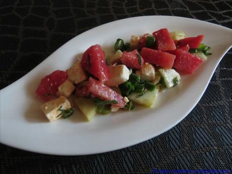 Persischer Wassermelonensalat („Salad-e Panir o Hendevaneh“)