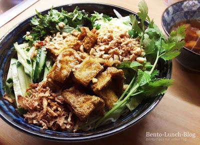 Rezept: Vegane Grillspieße aus Tofu und Sojaschnetzel