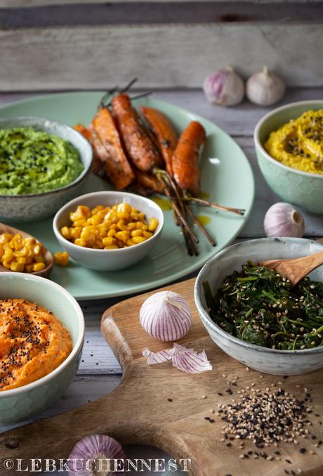Dreierlei Hummus von Mais, Karotte und Spinat – Foodblogger Saisonkalender [Bloggernennung]