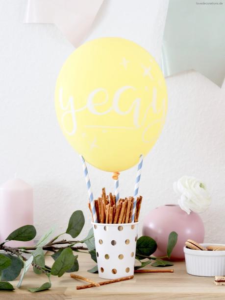 DIY Hot Air Balloon Snack Holder | DIY Heißluftballon als Snack Holder für den Geburtstagstisch oder die Candy Bar