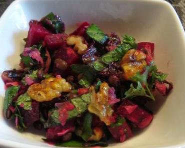 Rote Beete-Linsen-Salat mit Radicchio und Walnüssen