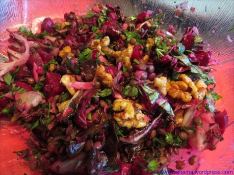 Rote Beete-Linsen-Salat mit Radicchio und Walnüssen