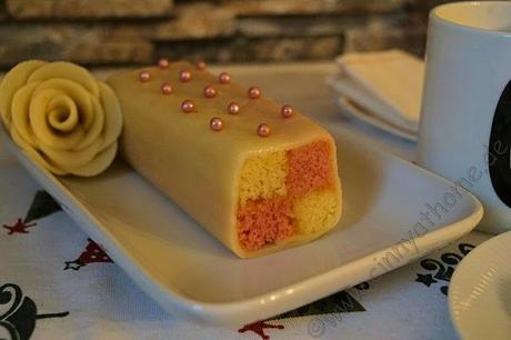 Der Battenberg Cake macht es mal wieder very british bei uns #Rezept #Backen #Biskuit