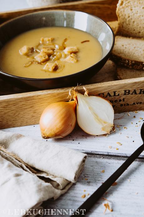 Zwiebel-Haferbrotsuppe – Glutenfreies Herbstsüppchen [Anzeige]