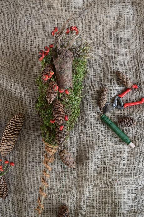 DIY Dekoidee Winter Workshop Kreativ Natuerlich Ideenreich: Gartenstab Dekostab Winterdeko Moosdeko selber machen