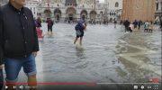 Historische Flut überschwemmt Venedig