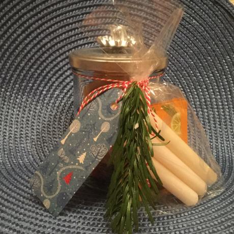 Weihnachtszeit bei Lilamalerie #17 – oder – Kleines Mitbringsel: Glas und Kerzenhalter in einem