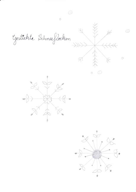 Weihnachtszeit bei Lilamalerie #19 – oder – Gestickte Schneeflocken auf einem Tischläufer