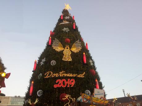 Foto: Weltgrößter Weihnachtsbaum in Dortmund
