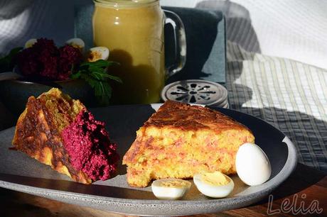 “Bannock Bread”, Pfannenbrot aus Schottland, dazu Rote Rüben Hummus und goldene Milch