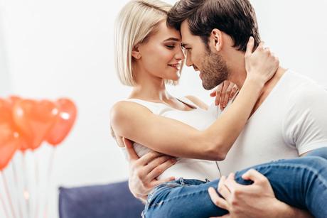 Das Geheimnis einer glücklichen Beziehung – 3 Grundsätze & 9 Tipps