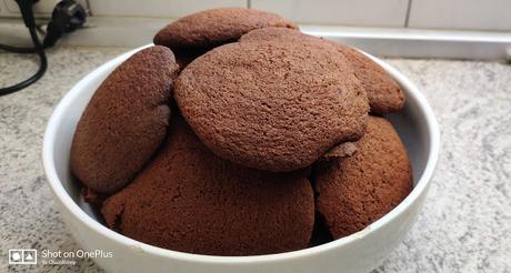 Fluffy Choc Cookies