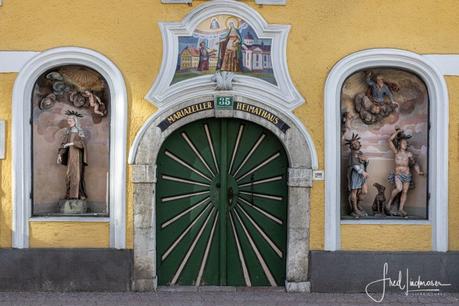Heimatmuseum Mariazell – Restauration der Schutzheiligen in den Eingangsnischen