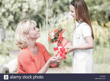 Blumen zu valentinstag schenken