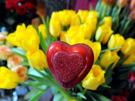 Blumen zu valentinstag schenken